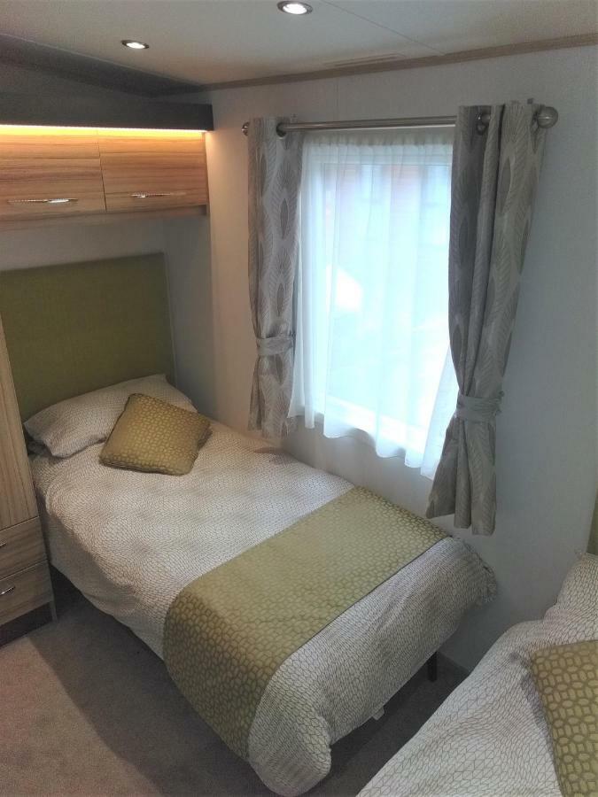 Honeydukes Holiday Lodge, Boat Of Garten, Aviemore Екстериор снимка